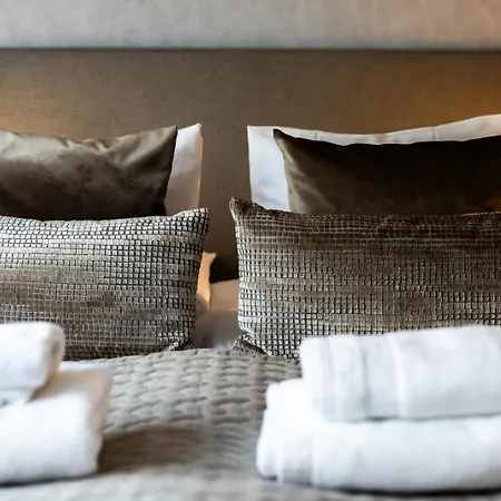 Santa's Luxury 2 * Rovaniemi